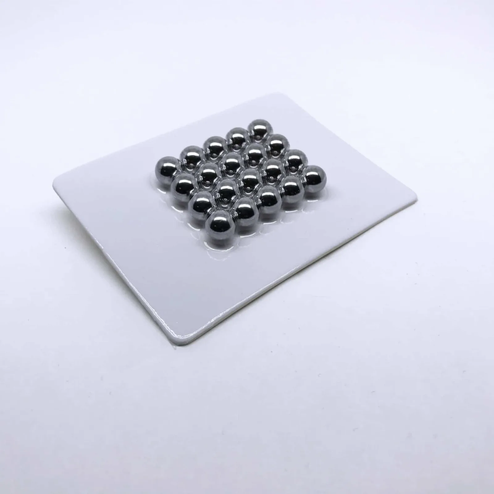 Kugelmagnete 1239 verchromt