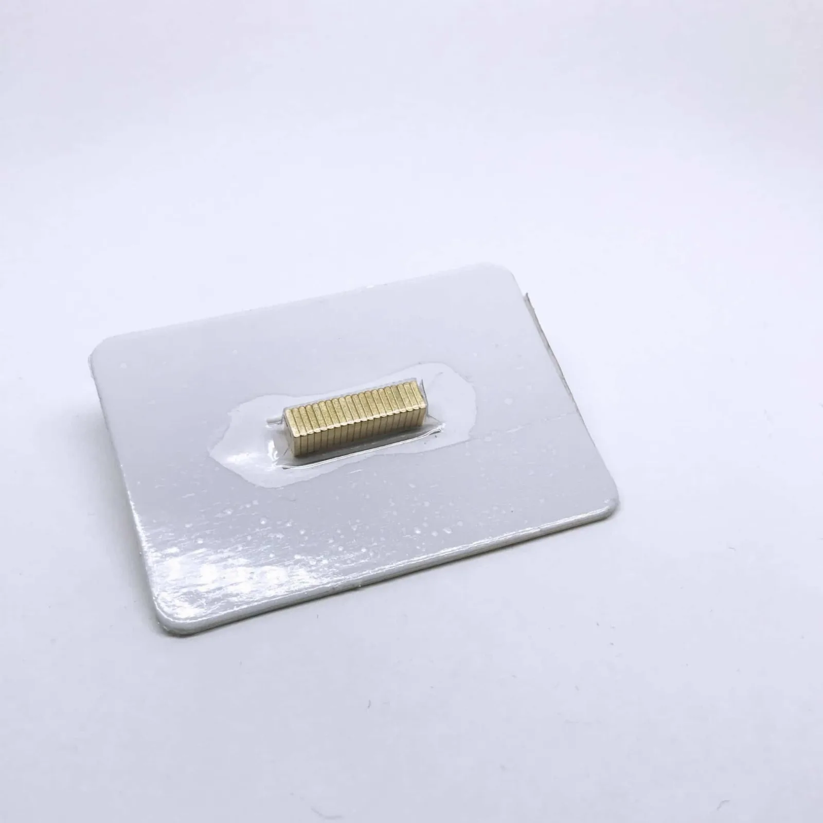Quadermagnet 1007 vergoldet