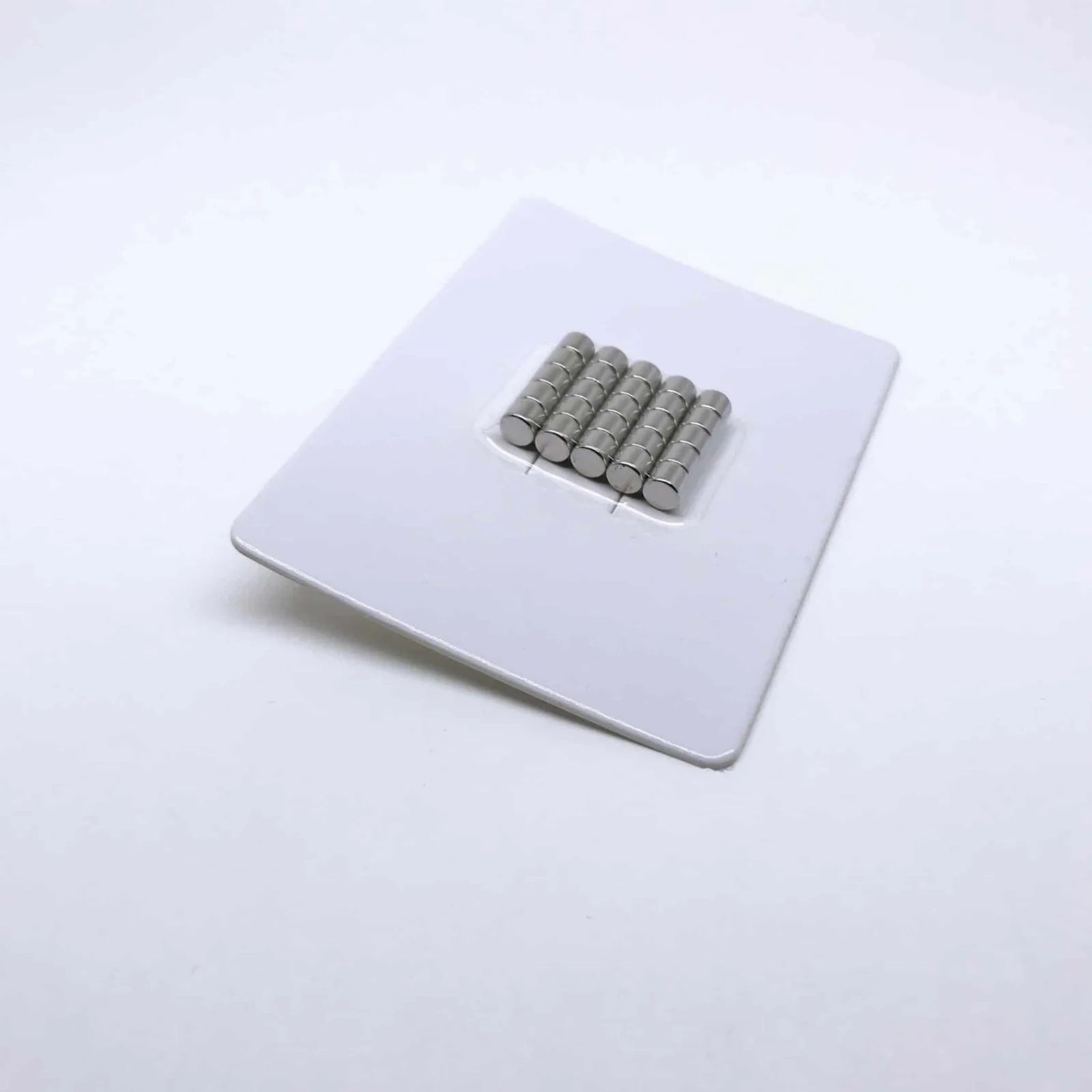 Scheibenmagnet 1264 vernickelt