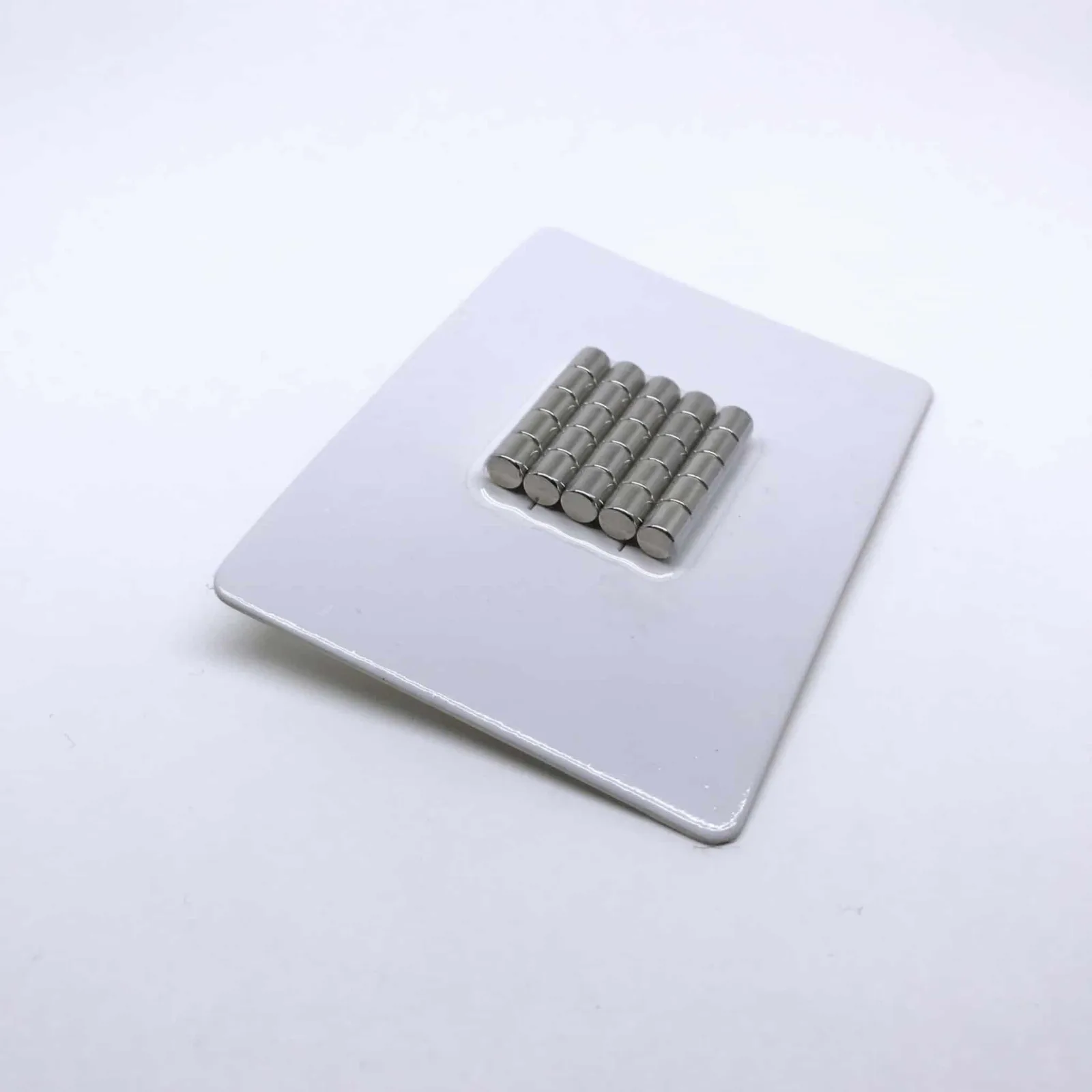 Scheibenmagnet 1265 vernickelt