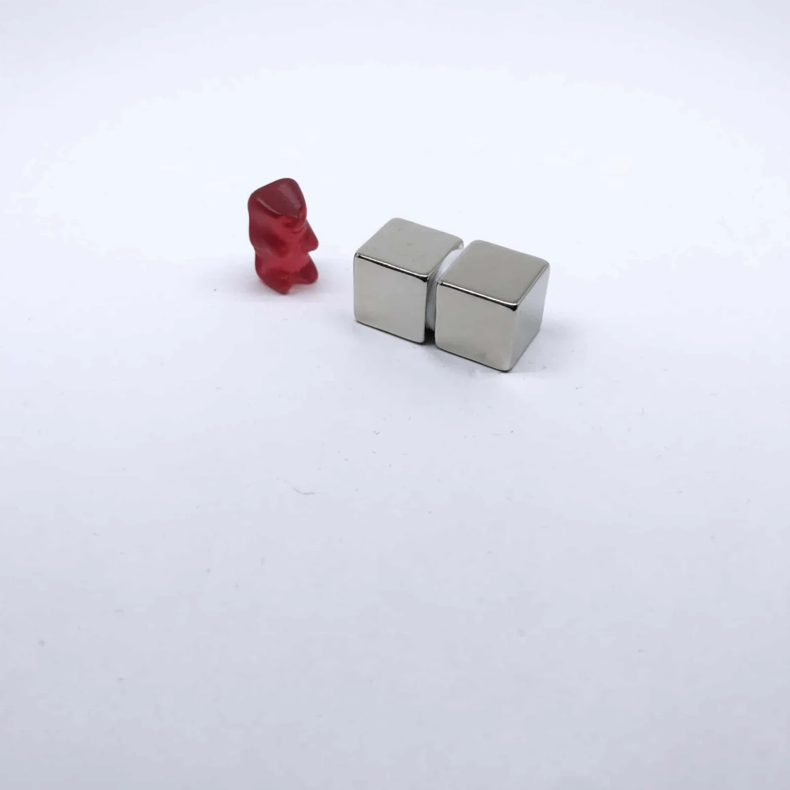 Würfelmagnet 1171 vernickelt